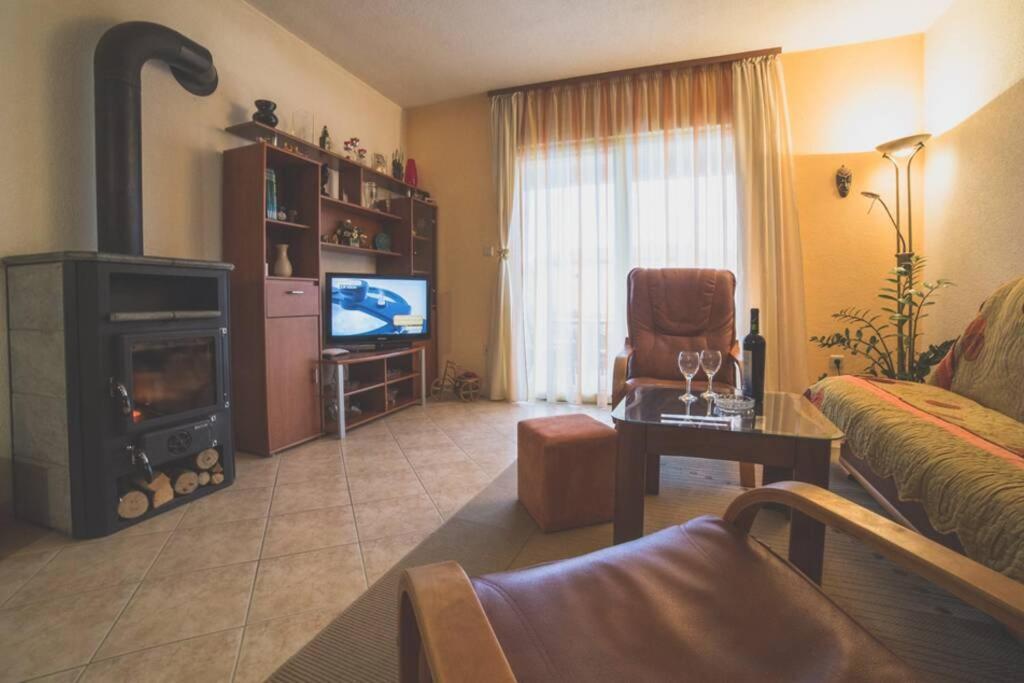 Kaštel StariFamily House Ninoアパートメント エクステリア 写真